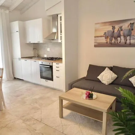 Garden House 키쉬나